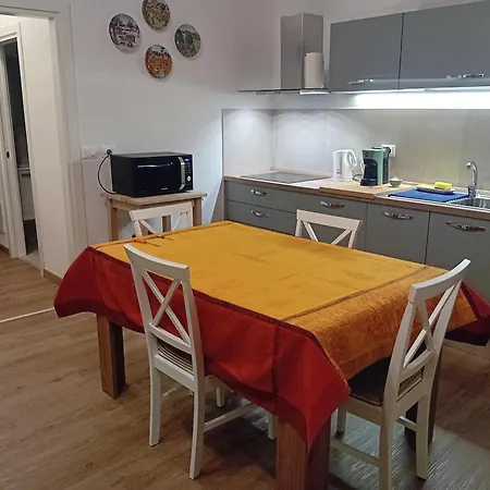 Casa Johanna Apartment