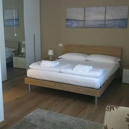 Casa Johanna Daire Gargnano